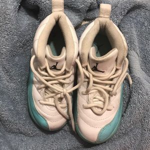 Children Jordan’s Retro 12 sneakers